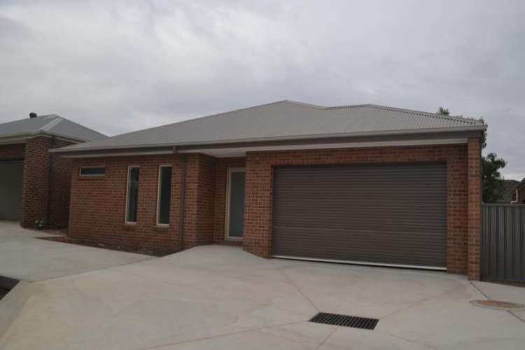 Main view of Homely unit listing, 2/20a MacDougall Road, Golden Square VIC 3555