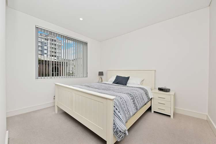 Second view of Homely apartment listing, 303/2 Palm Avenue, Breakfast Point NSW 2137