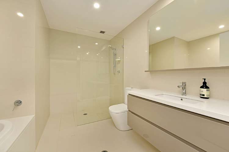 Fourth view of Homely apartment listing, 303/2 Palm Avenue, Breakfast Point NSW 2137