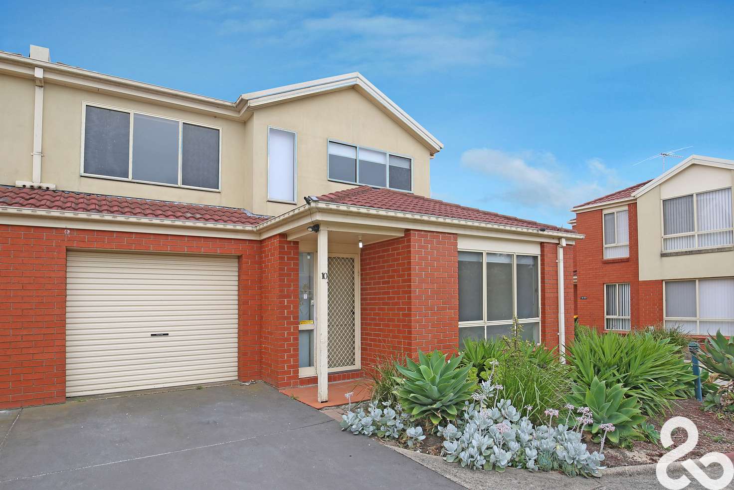 Main view of Homely townhouse listing, 10/23 Kelvin Grove, South Morang VIC 3752