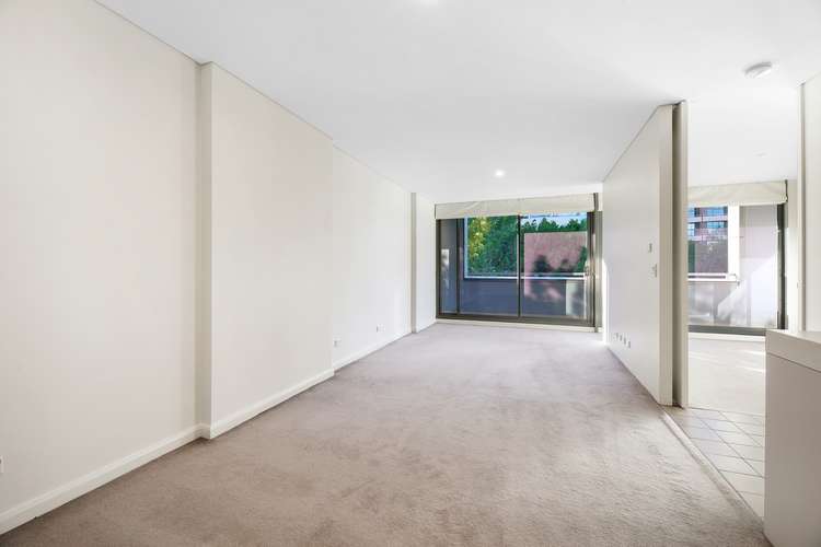 Third view of Homely apartment listing, 512/45 Shelley Street, Sydney NSW 2000