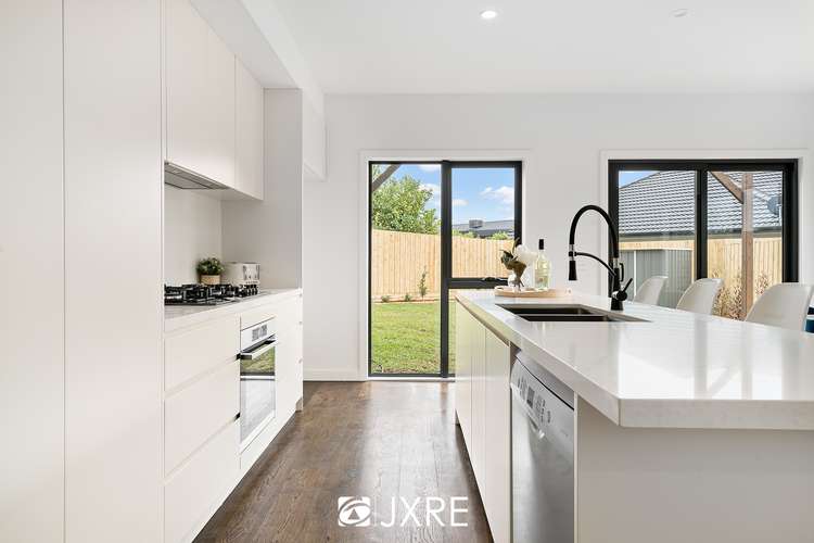 Fourth view of Homely townhouse listing, 2/5 Elysium Crescent, Oakleigh East VIC 3166
