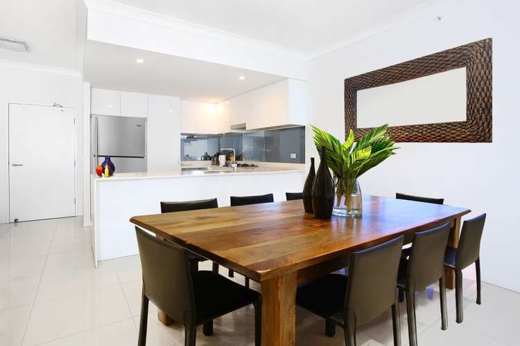 Sixth view of Homely apartment listing, 11109/5 Harbourside Court, Biggera Waters QLD 4216