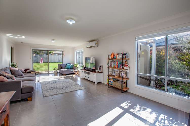 Third view of Homely house listing, 25 Kendall Drive, Hamilton Valley NSW 2641