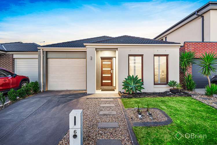 6 Tulip Way, Keysborough VIC 3173