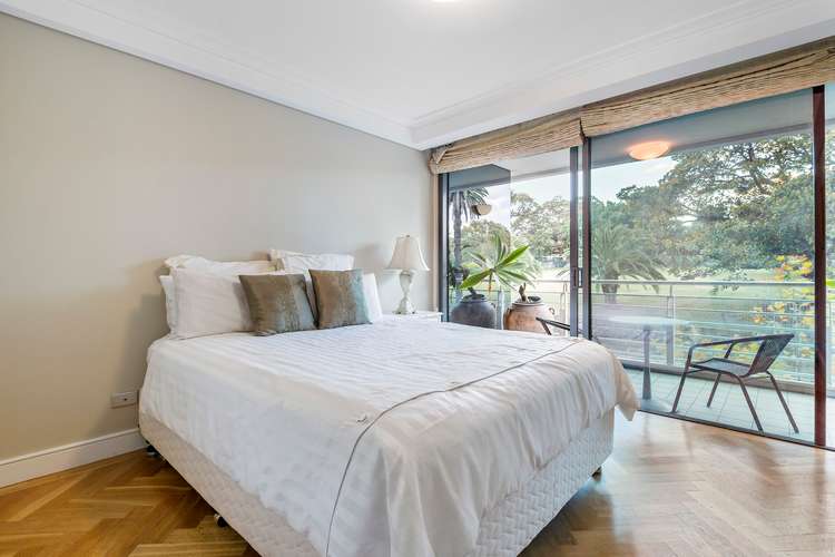 Third view of Homely apartment listing, 31/3 Macquarie Street, Sydney NSW 2000