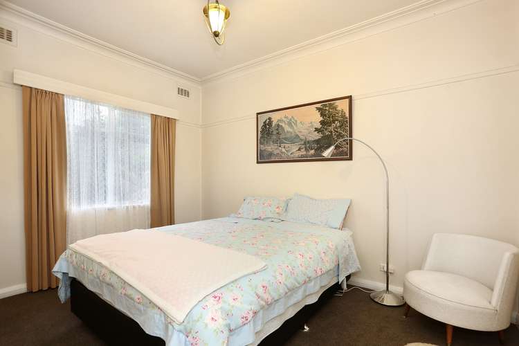 Fifth view of Homely house listing, 25 Leonard Avenue, Glenroy VIC 3046