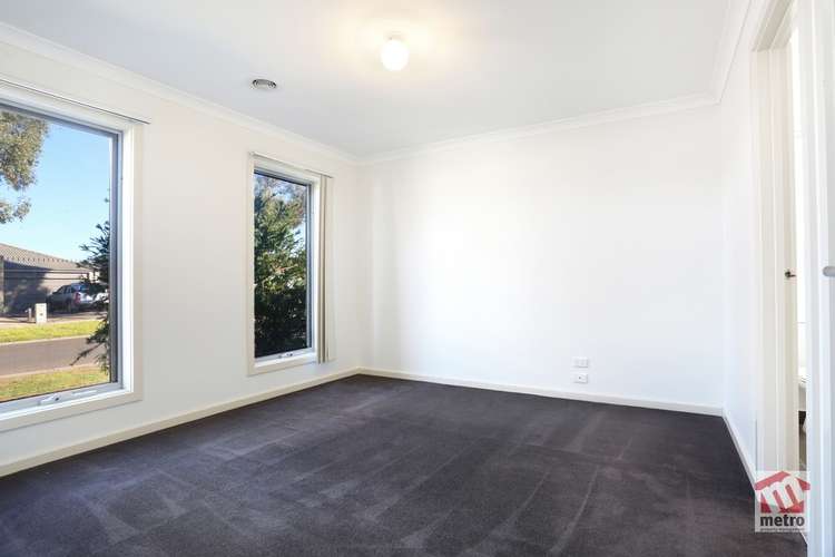 Fifth view of Homely house listing, 21 Riverina Boulevard, Brookfield VIC 3338