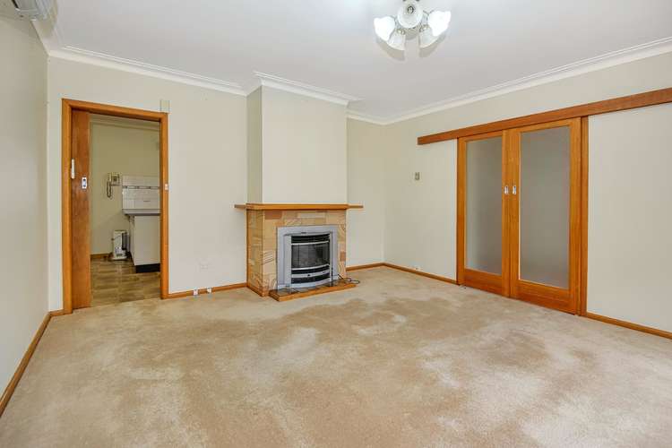 Fourth view of Homely house listing, 27 Warburton Street, Beaufort VIC 3373