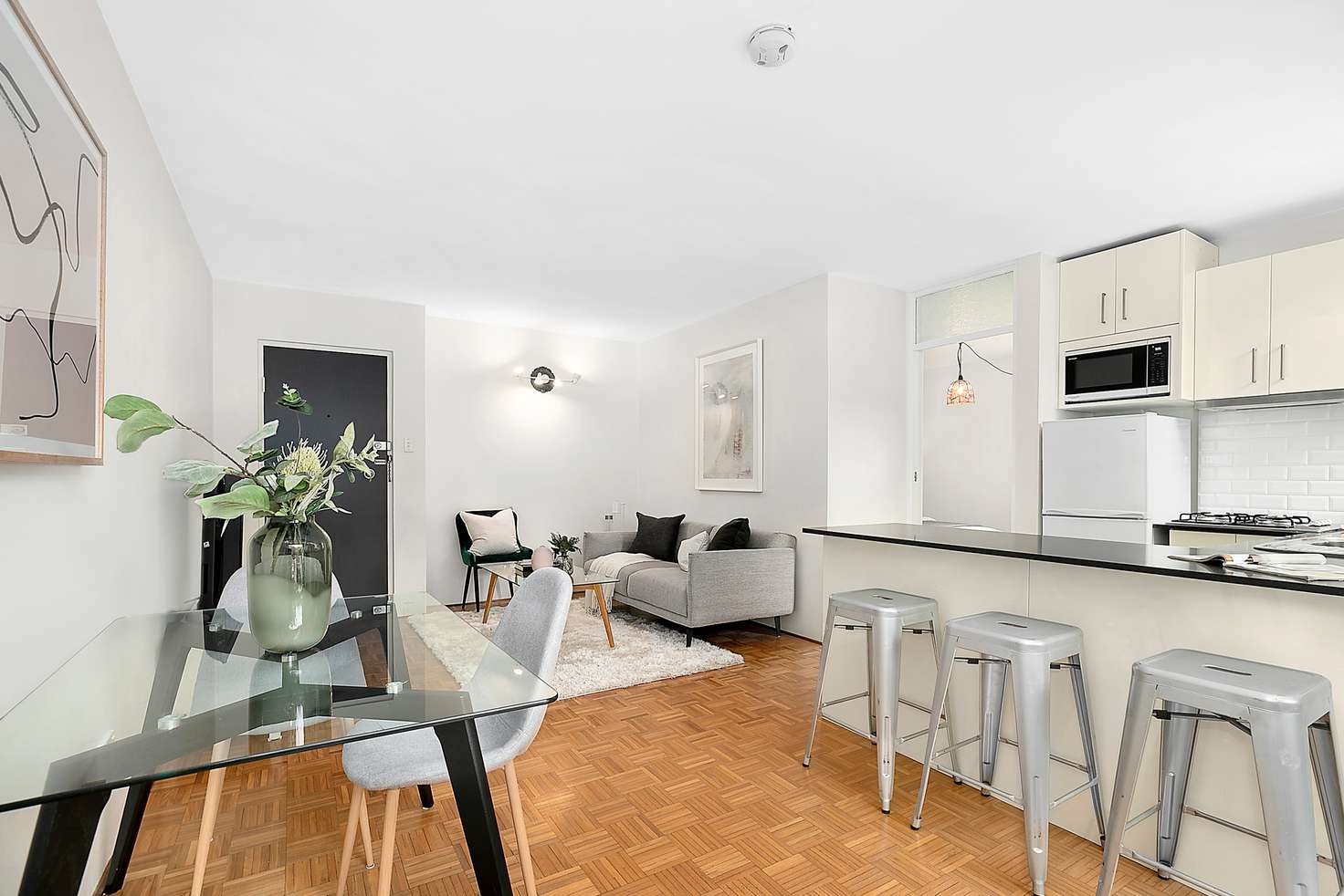 Main view of Homely apartment listing, 3/9 Commodore Crescent, Mcmahons Point NSW 2060