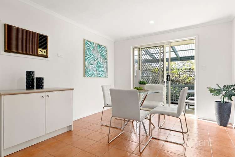 Fifth view of Homely house listing, 8 Robern Parade, Viewbank VIC 3084