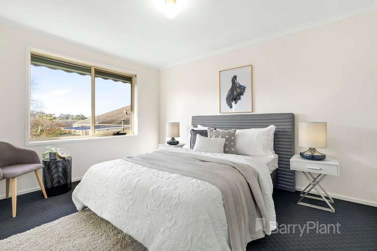 Sixth view of Homely house listing, 8 Robern Parade, Viewbank VIC 3084