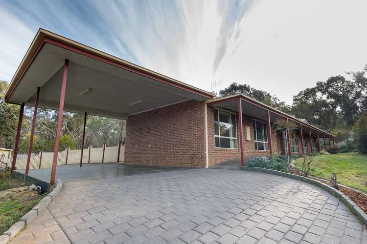 Main view of Homely house listing, 4 Roycroft Court, Kangaroo Flat VIC 3555