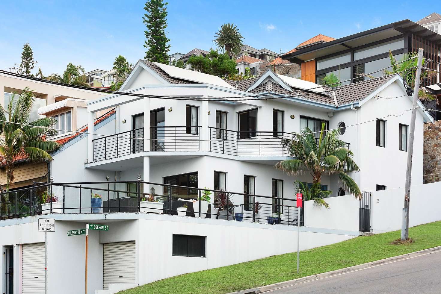 Main view of Homely house listing, 10 Wolseley Road, Coogee NSW 2034