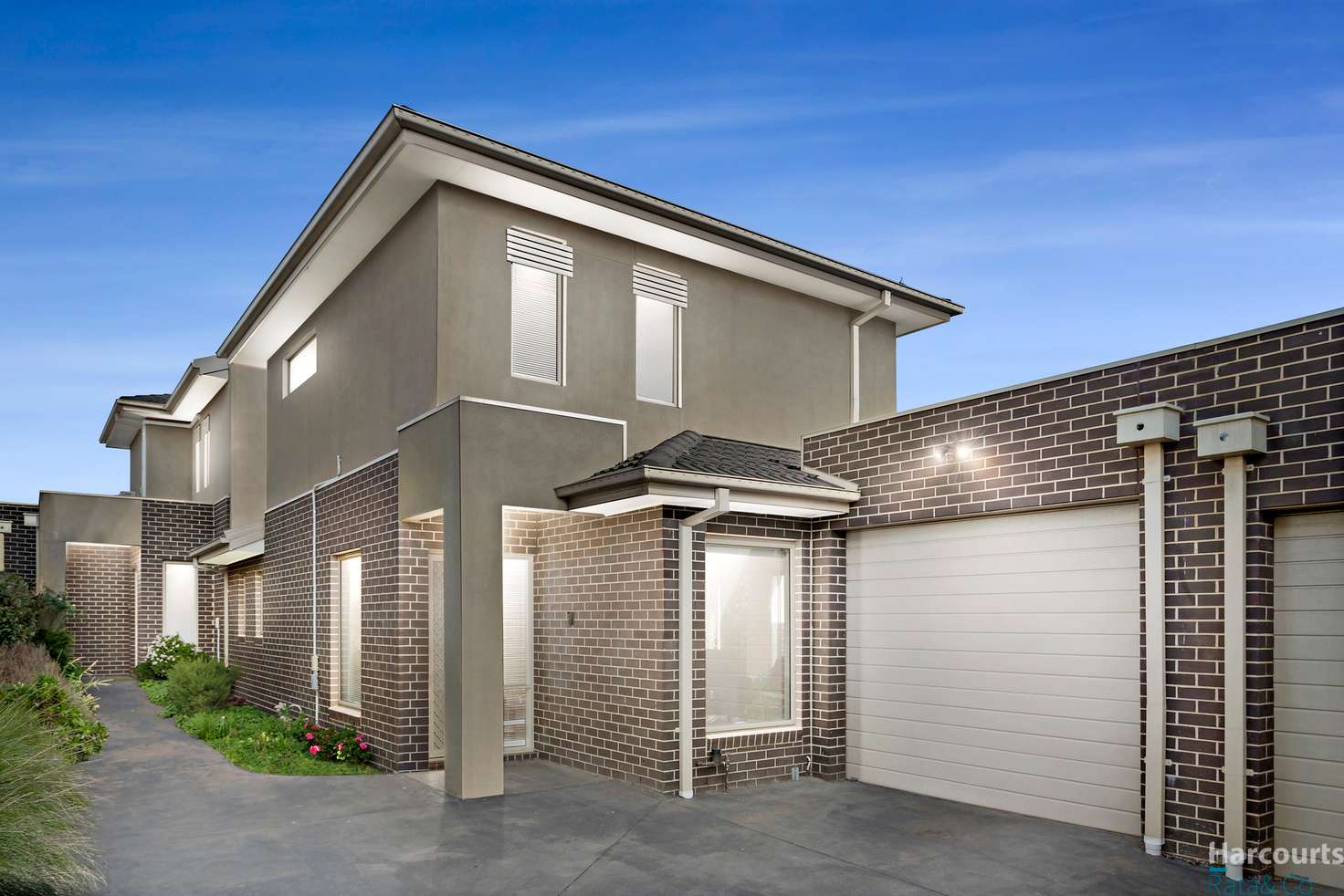 Main view of Homely townhouse listing, 2/107 Barton Street, Reservoir VIC 3073