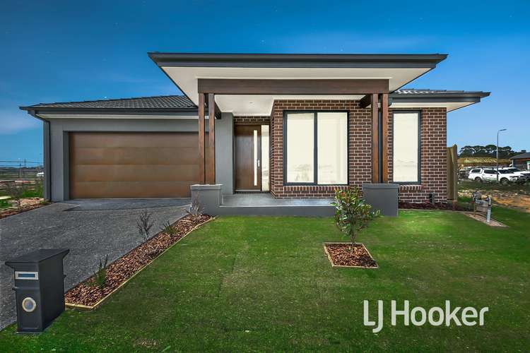 21 Abayo Crescent, Cranbourne South VIC 3977