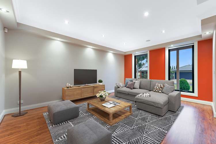 Second view of Homely house listing, 31 Hal Porter Terrace, Lynbrook VIC 3975