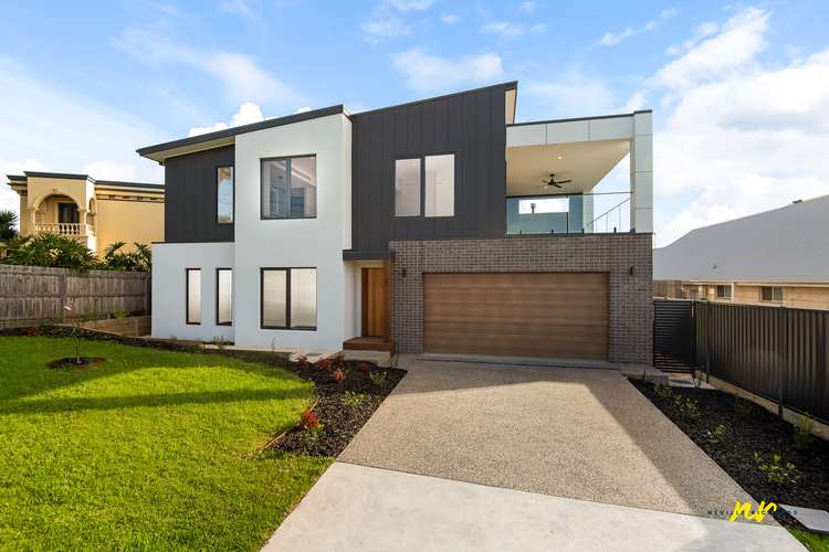 Main view of Homely townhouse listing, 1/18 Reaby Street, Portarlington VIC 3223