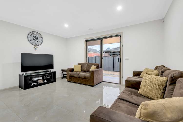 Fourth view of Homely house listing, 89 Bluebell Drive, Craigieburn VIC 3064