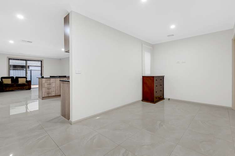 Fifth view of Homely house listing, 89 Bluebell Drive, Craigieburn VIC 3064