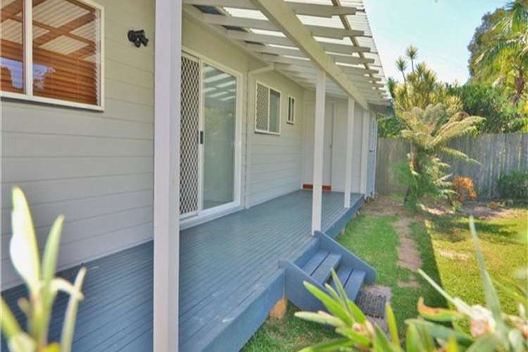 Fifth view of Homely house listing, 1 Kapala Avenue, Summerland Point NSW 2259