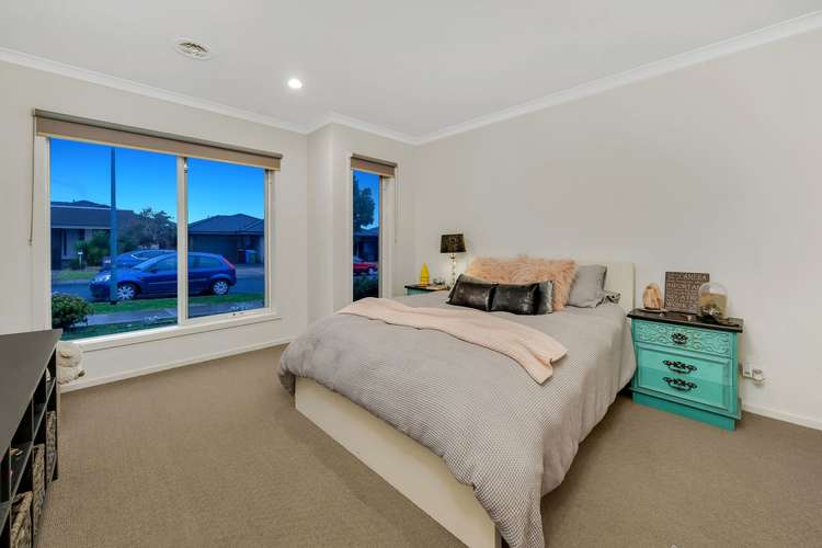 Fifth view of Homely house listing, 8 Blacksmith Way, Clyde North VIC 3978