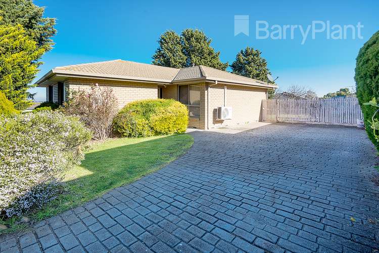19 Redwood Close, Meadow Heights VIC 3048