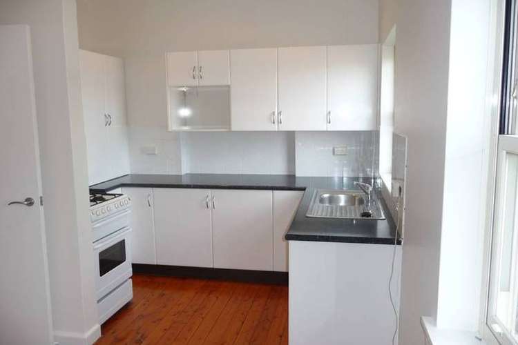 Main view of Homely unit listing, 4/32 Military Road, North Bondi NSW 2026