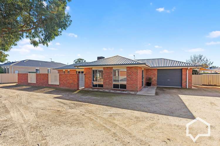 Second view of Homely house listing, 11 Arrawalli Avenue, Ascot VIC 3551