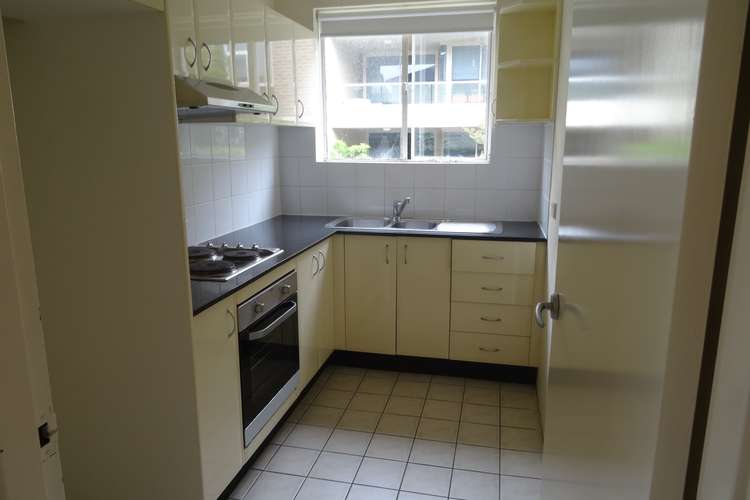 Main view of Homely unit listing, 2/35 Young Street, Neutral Bay NSW 2089