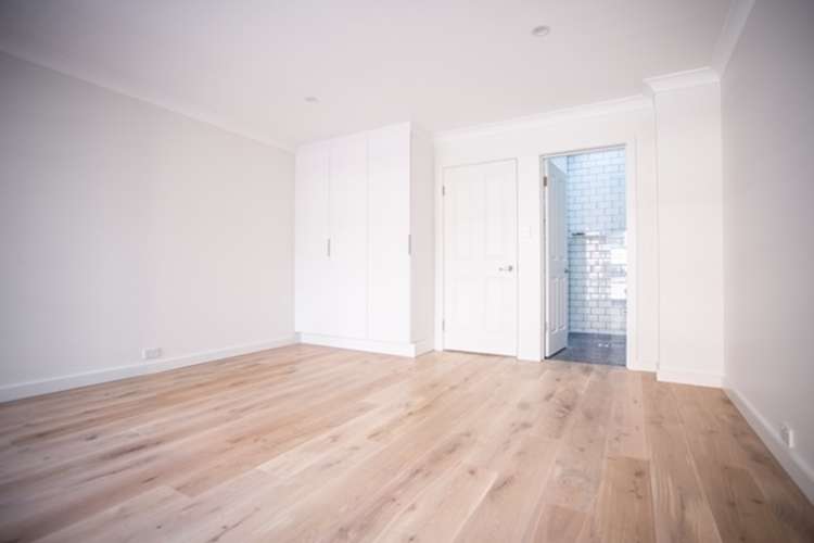 Third view of Homely apartment listing, 3/275 Clarence Street, Sydney NSW 2000
