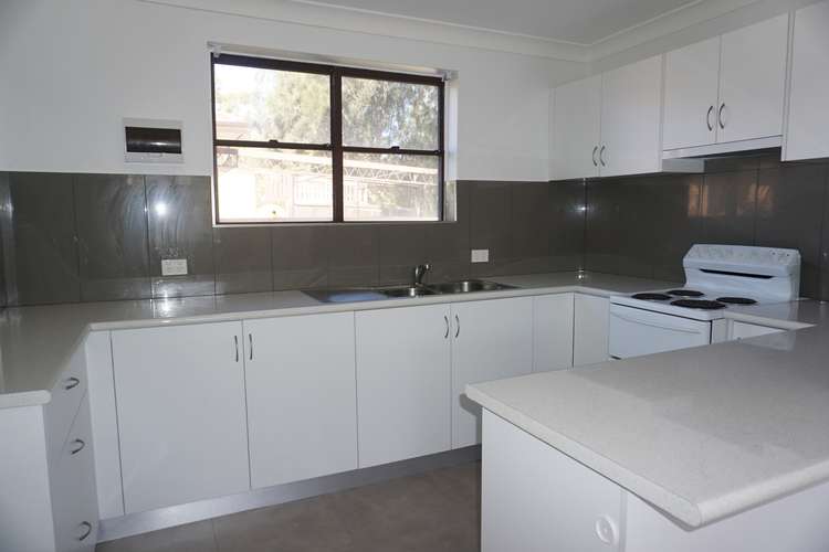 Main view of Homely unit listing, 2/39 Edyth Street, Corrimal NSW 2518