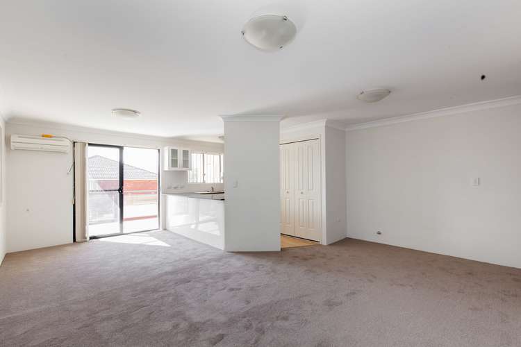 Third view of Homely apartment listing, 5/12 Campbell Parade, Manly Vale NSW 2093