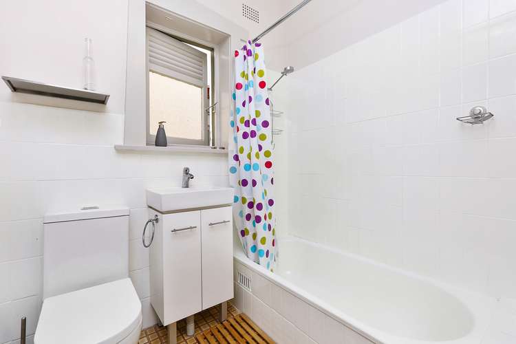 Fourth view of Homely studio listing, 12/35 Roslyn Street, Potts Point NSW 2011