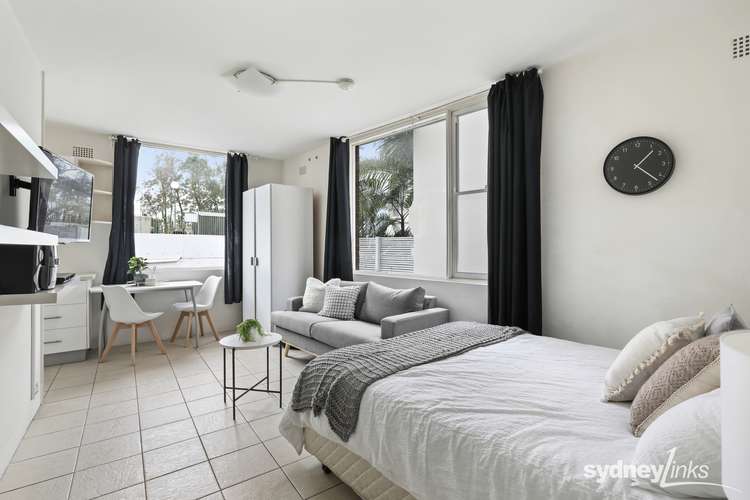 Main view of Homely studio listing, 3/4 Barncleuth Square, Potts Point NSW 2011