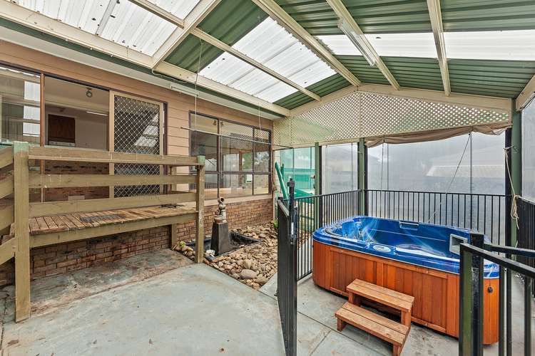 Fifth view of Homely house listing, 11 Ravensthorpe Crescent, Narre Warren VIC 3805