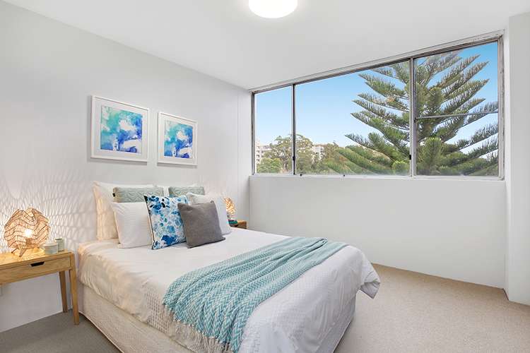 Third view of Homely apartment listing, 27/6-8 Ocean Street North, Bondi NSW 2026