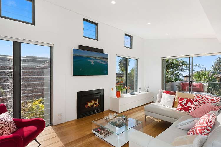 Third view of Homely apartment listing, 3/25 Rowland Avenue, Tamarama NSW 2026