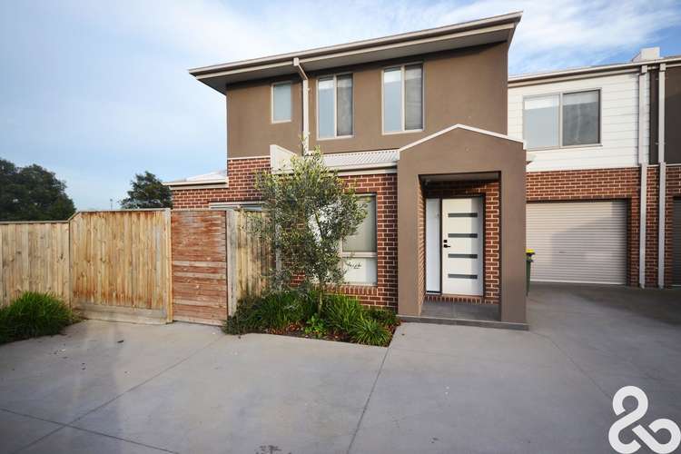 Main view of Homely townhouse listing, 8/126 Moffat Drive, Lalor VIC 3075