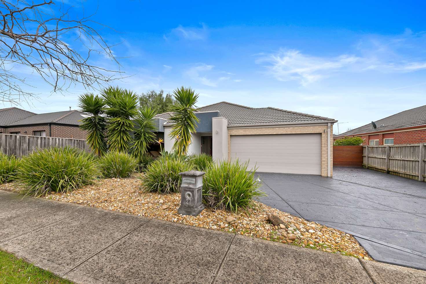 Main view of Homely house listing, 27 Leisurewood Drive, Berwick VIC 3806