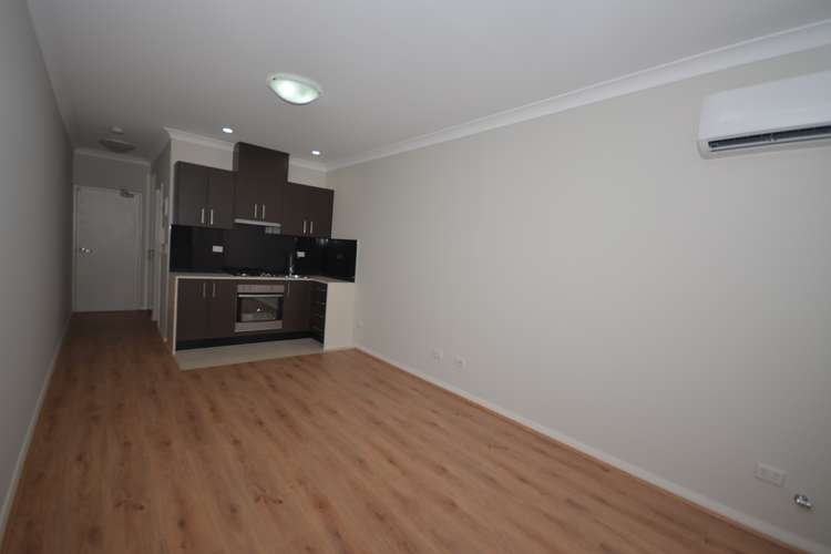 Second view of Homely studio listing, 409B/8 Myrtle Street, Prospect NSW 2148