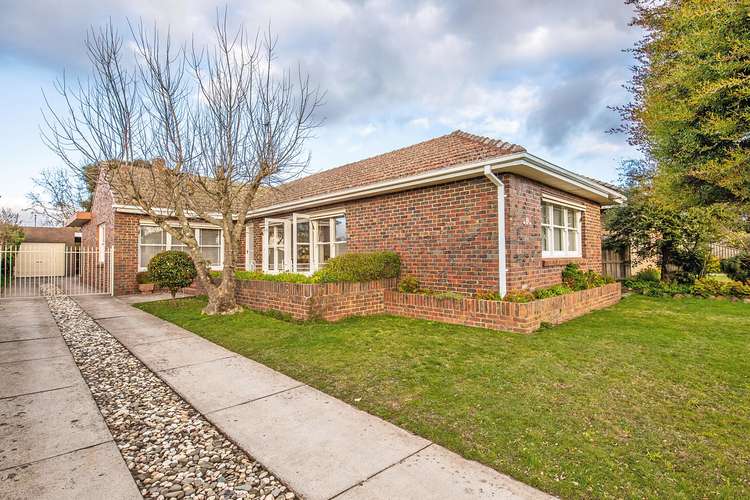 Main view of Homely house listing, 10 Essex Street, Wendouree VIC 3355