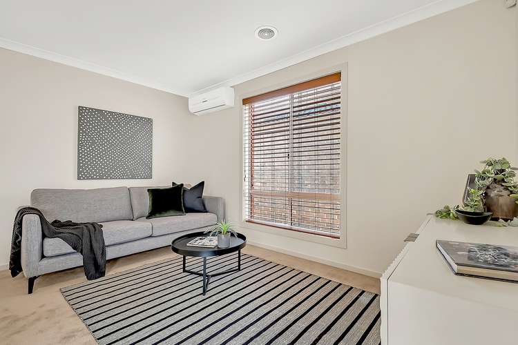 Fifth view of Homely house listing, 114 Golfview Drive, Craigieburn VIC 3064