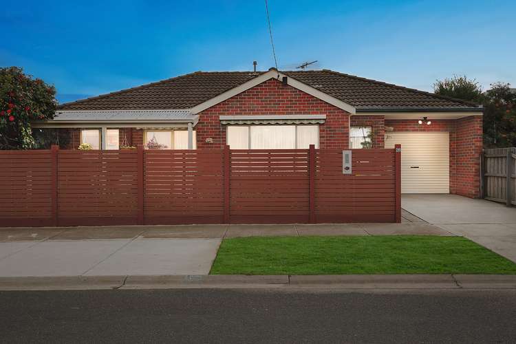 28 Holden Avenue, Rippleside VIC 3215