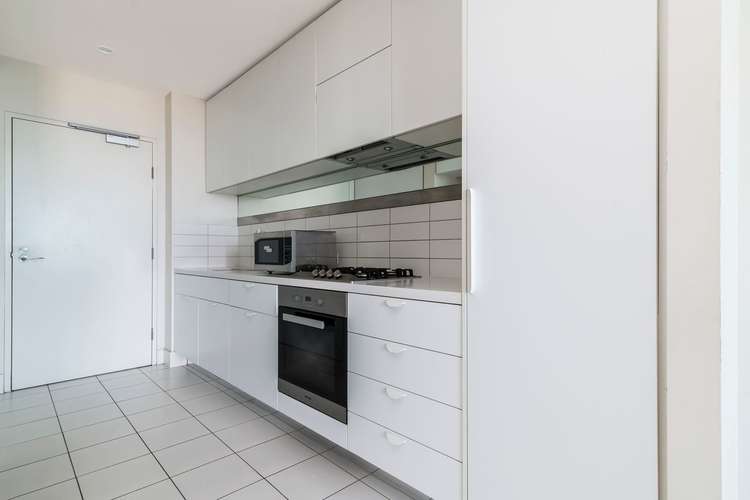 Fifth view of Homely apartment listing, 5905/500 Elizabeth Street, Melbourne VIC 3000