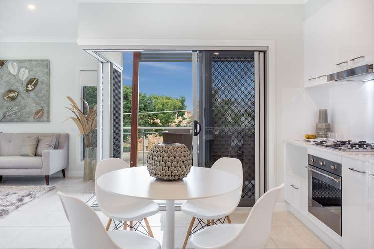 Fourth view of Homely unit listing, 2/165 Stratton Terrace, Manly QLD 4179