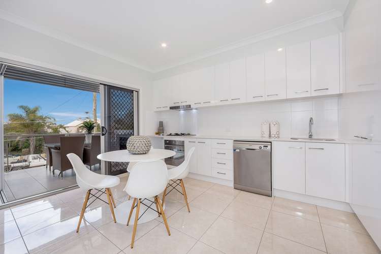 Fifth view of Homely unit listing, 2/165 Stratton Terrace, Manly QLD 4179