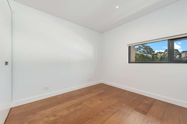 Third view of Homely apartment listing, 605/25 Marshall Avenue, St Leonards NSW 2065