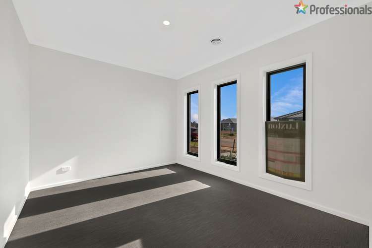 Fourth view of Homely house listing, 11 Coronado Crescent, Truganina VIC 3029