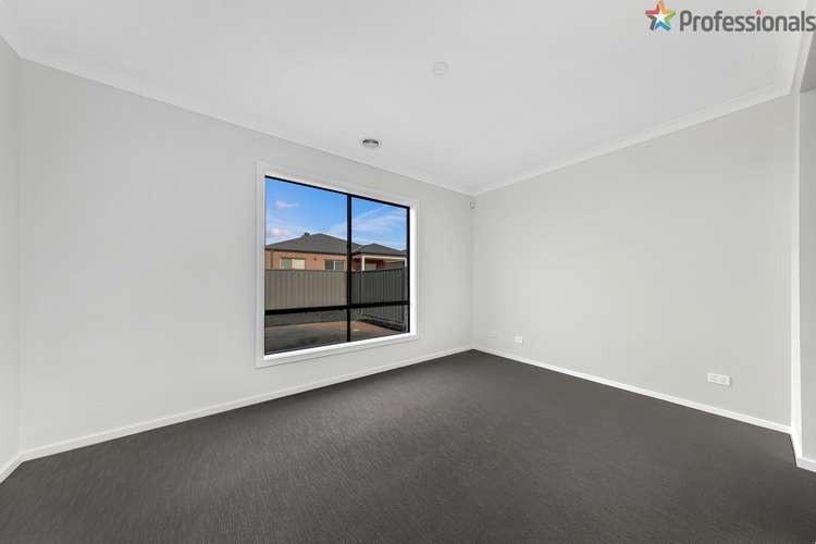 Fifth view of Homely house listing, 11 Coronado Crescent, Truganina VIC 3029